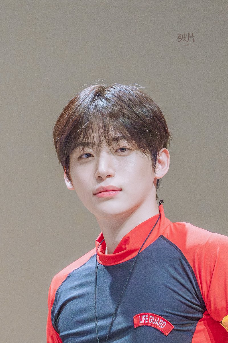 Hahen_205's tweet photo. 260605 옷너무작앗는데정모얼굴이이겨냄,..
#구정모 #정모 #JUNGMO
#크래비티 #CRAVITY https://t.co/8s1oOmFLG5