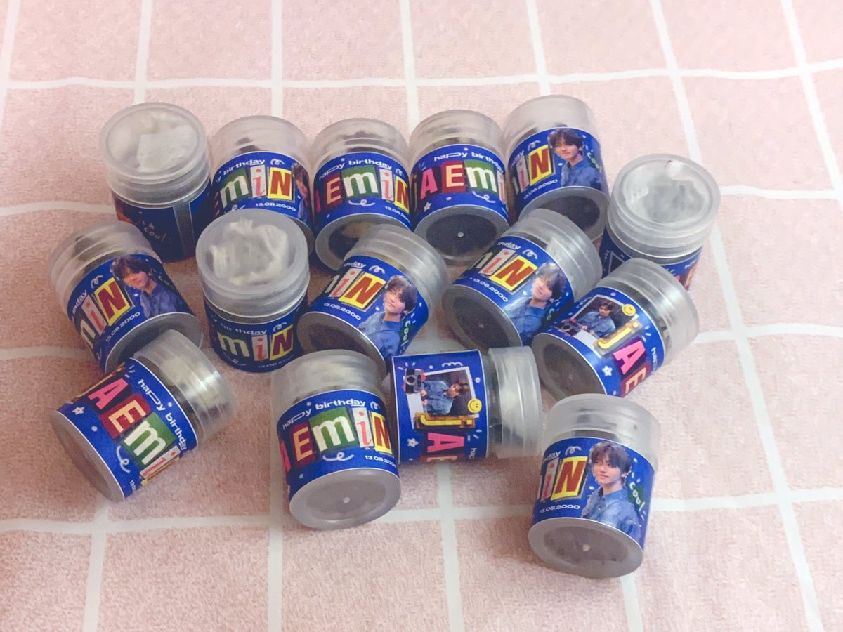 nchor7's tweet photo. 🌷 รับทำ ยาดม สมุนไพร กระปุก ขาว

🖍 ออกแบบให้+เพิ่ม 70 ฿

🌟ยาดม กลิ่นคล้าย หงส์ไทย

กระปุกเล็ก ขนาด 5 กรัม 

🍀ขั้นต่ำ 20ชิ้น
🌻100ชิ้น ชิ้นละ 15บาท

- รอสินค้า7-10วัน

ทัก 💜 line : https://t.co/cIbN9qqCD4

#รับทำยาดม #ยาดม 
#รับทําของแจก #รับทำGiveaway  #ของแจกหน้าคอน https://t.co/mWnIXOFS8O