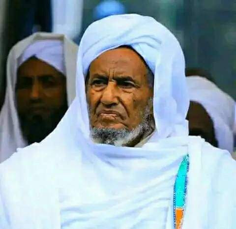 AbrarSuleiman's tweet photo. “ከጥንት ጀምሮ በታሪክ የምንሰማው እኛም በእድሜያችን የተመለከትነው ኦርቶዶክስ ቤተክርስትያን ሰላማዊ እንግዶችን በክብር ስትቀበል፣ ከሌላው ኃይማኖት ጋር አብራ ስትኖር፣ አንድ ሆና ሃገርን አንድ ስታደርግ ነው።”

ተቀዳሚ ሙፍቲ ሃጂ ኡመር እድሪስ https://t.co/vbyQ56T7J2