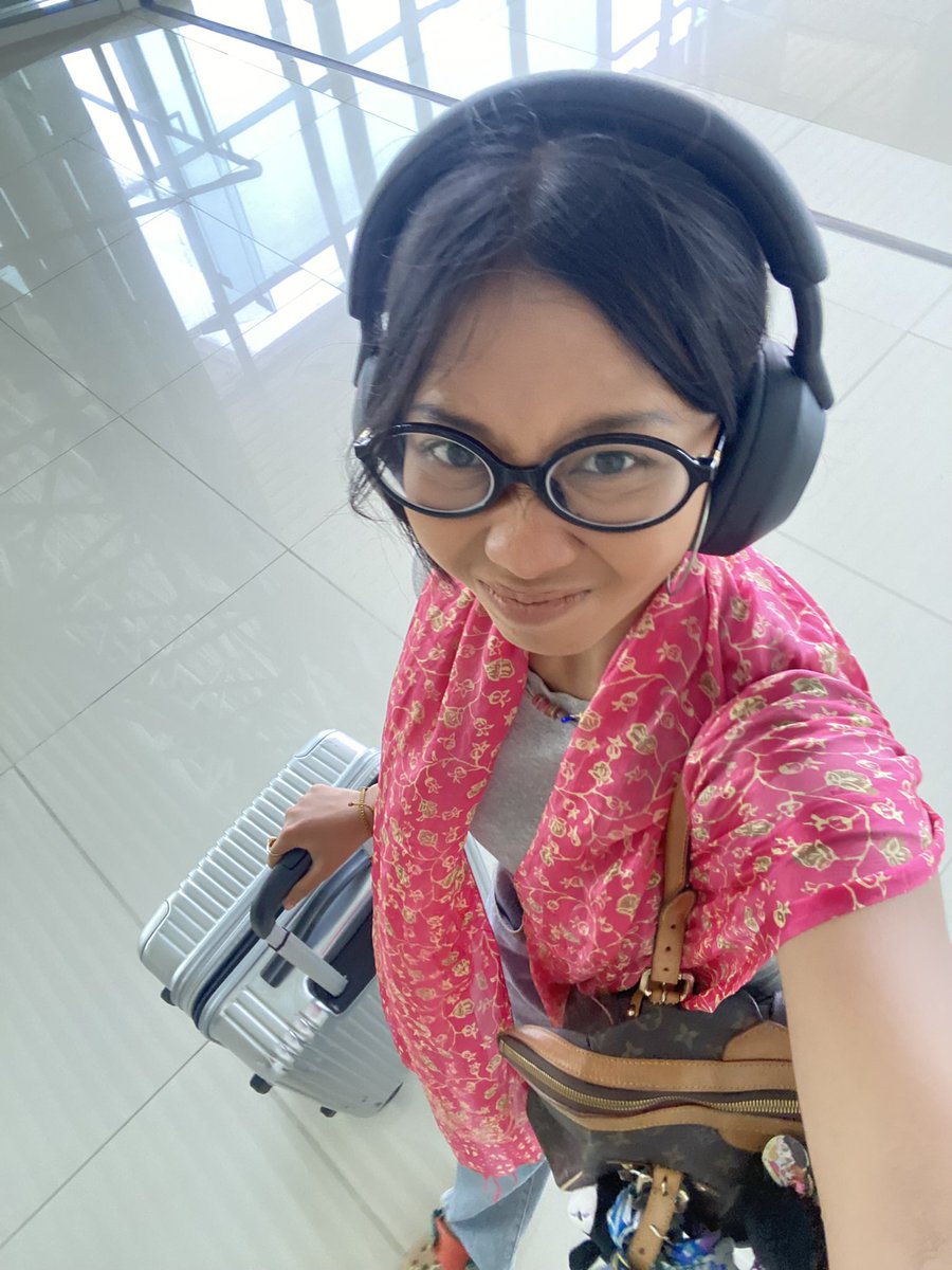 aldapstsr's tweet photo. Buat kakak kakak kalo kalian belum pada tau, ini namanya solo traveling ya https://t.co/1SVHc9y0Jm