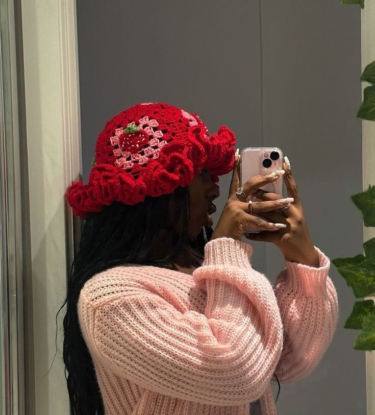 April_pins's tweet photo. 𝓇𝓊𝒻𝒻𝓁𝑒 𝒸𝓇𝑜𝒸𝒽𝑒𝓉 𝒽𝒶𝓉🧶😍 https://t.co/eE1mKhY4bT