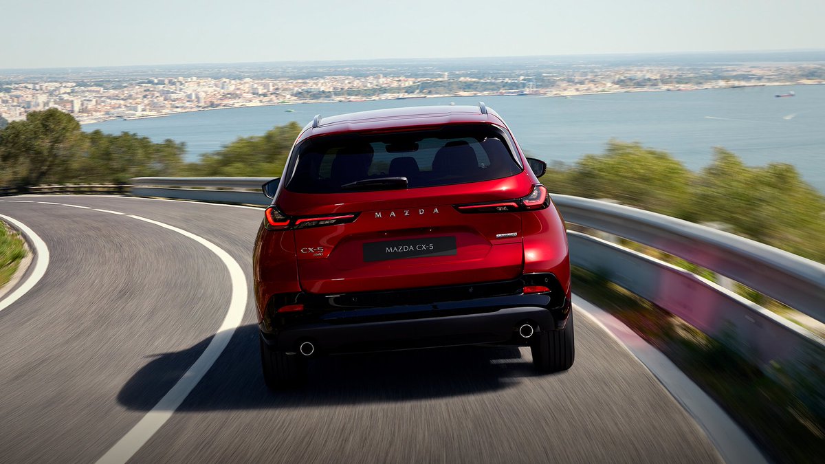 chukwu_emeka911's tweet photo. Mazda CX-5 🚘
Stylish, practical, and fun to drive. The Mazda CX-5 blends comfort, performance, and premium design into one impressive SUV.
Would you drive one?
#MazdaCX5 #Mazda #SUVLife #CarLovers #TorqueEmpire #CarsDaily https://t.co/S4fhdONRpV
