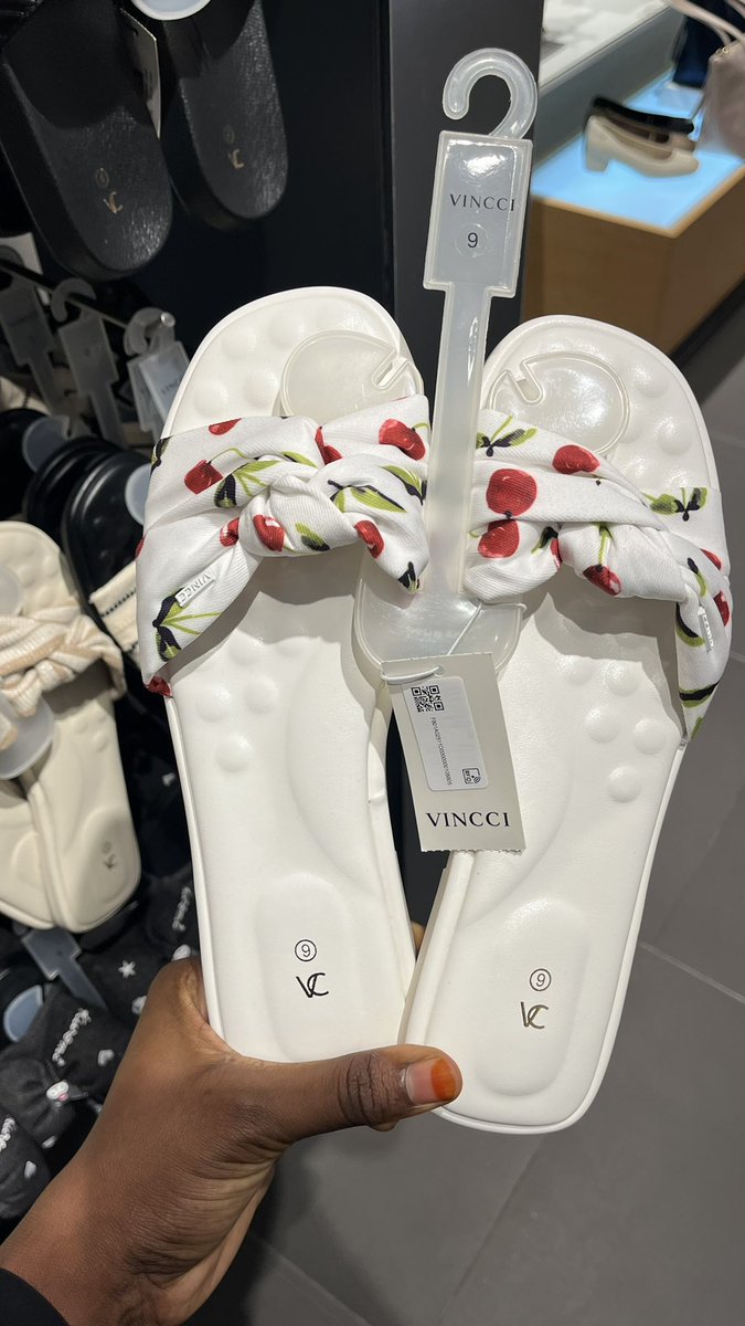 Mss_Weedad's tweet photo. Vincci 
#35,000
💝🛍️ https://t.co/i4o5NvLyLc