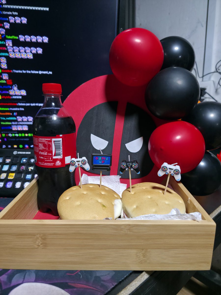 TiroLocoVEVO's tweet photo. Muchas gracias a todos los que me felicitaron y a los que me acompañaron hoy en el stream ❤️de corazón gracias a mis amigos por las presentaciones y las palabras bonitas de hoy... lit chille qwq.
Nada sería posible sin mis amigos y sin ustedes que nos apoyan, los quiero mucho 💕 https://t.co/Y2WAsMOVl6