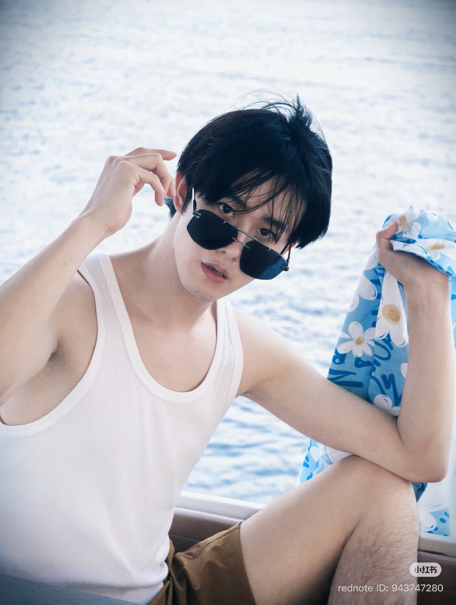 jinnychs's tweet photo. ปรับตัวเก่งมาก มาไทยแปบเดียวฮีคอสเพลย์เป็นตัวละครในซีรีส์ไทยแล้วอ่ะ https://t.co/mgaFO92OBl