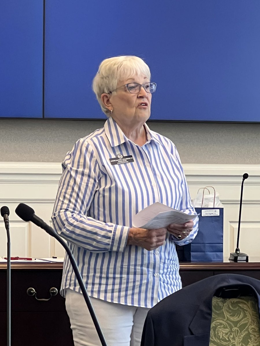 GinnyGills's tweet photo. We extend our gratitude to our four “graduating”board members for their tireless efforts and continued commitment to our Alma Mater. Longwood University has greatly benefited from their dedication and service. It has been an honor serving alongside of you! 
@longwoodu @LongwoodCGPS