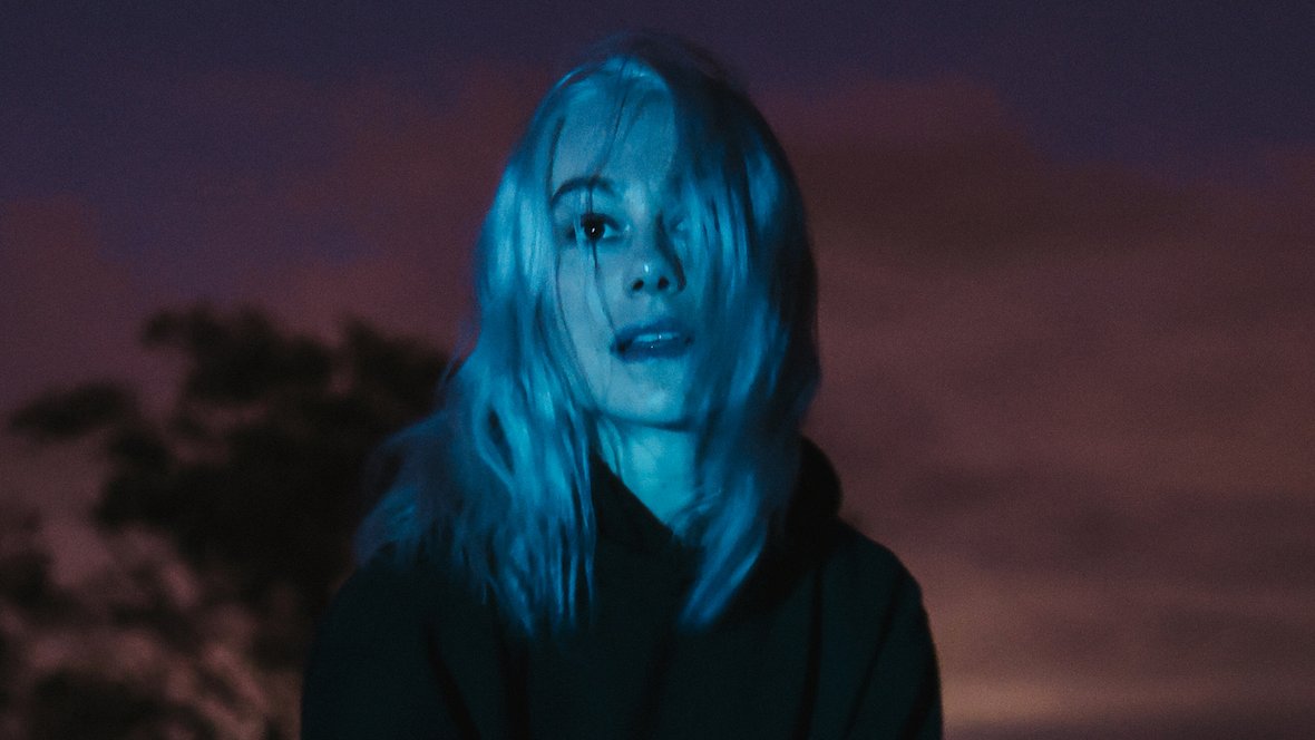consequence's tweet photo. Charli XCX, Phoebe Bridgers, Olivia Rodrigo, and Hayley Williams will all be touring in the fall. 

📸: Olof Grind / Elise Joseph James https://t.co/rxEJJdFGfC