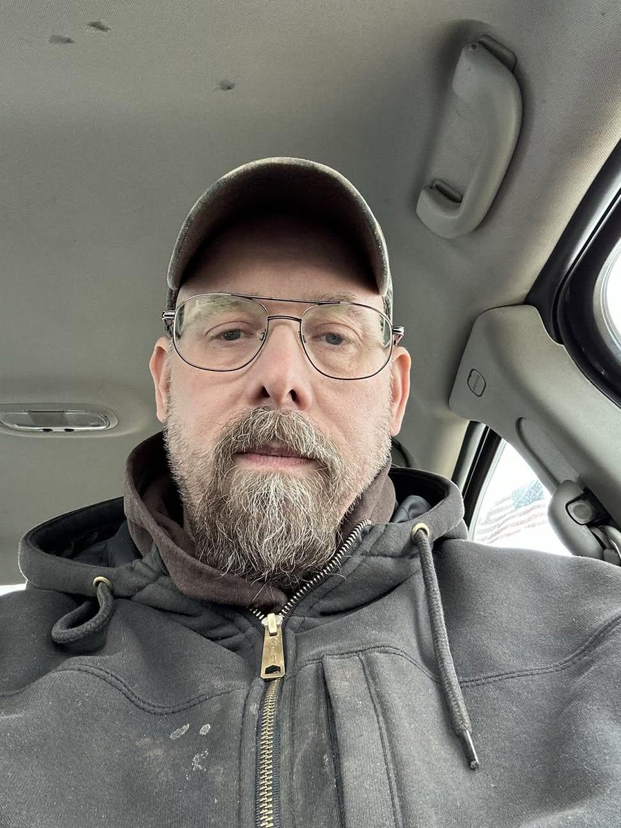 GEORGE tweet media