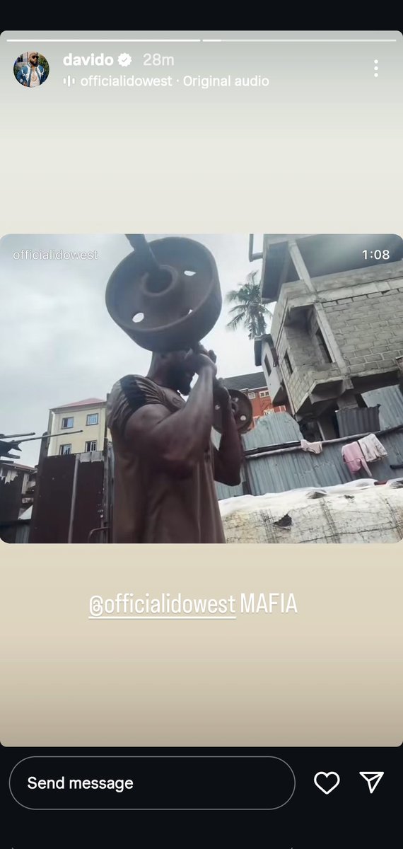 GNFSULTAN's tweet photo. Davido via Instagram story and idowest Ig comment ❤️🔥man always supporting everyone 🐐 https://t.co/KuETnEgSbl
