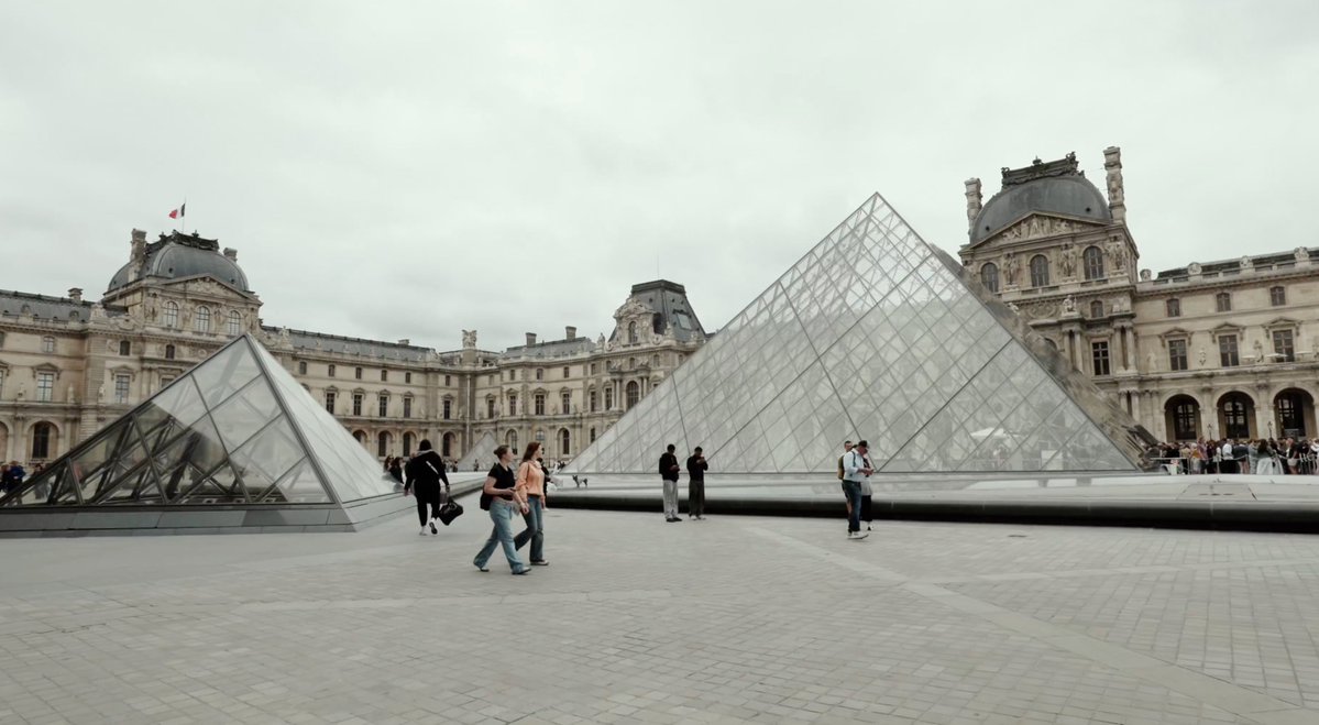 GregoryLBell's tweet photo. Networks without world class AI &amp; quantum security aren't just behind, they're exposed. The Zcash vulnerability is a preview. This was the discussion last week at the Louvre, Paris @proofoftalk event. Best in-class tech is what @hedera is all about. Building for this moment. https://t.co/CiXViB1WMl