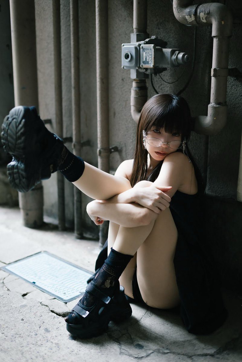 umeda_momoko's tweet photo. 梅雨いりかな？ https://t.co/TbEUPM3gaM