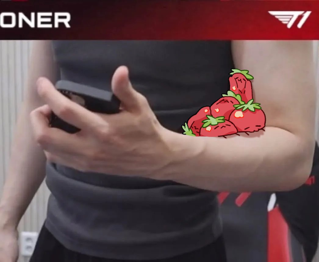 keywolf723's tweet photo. 🍅🍅🍅🍅🍅🍅 https://t.co/9O4xO9FqbI