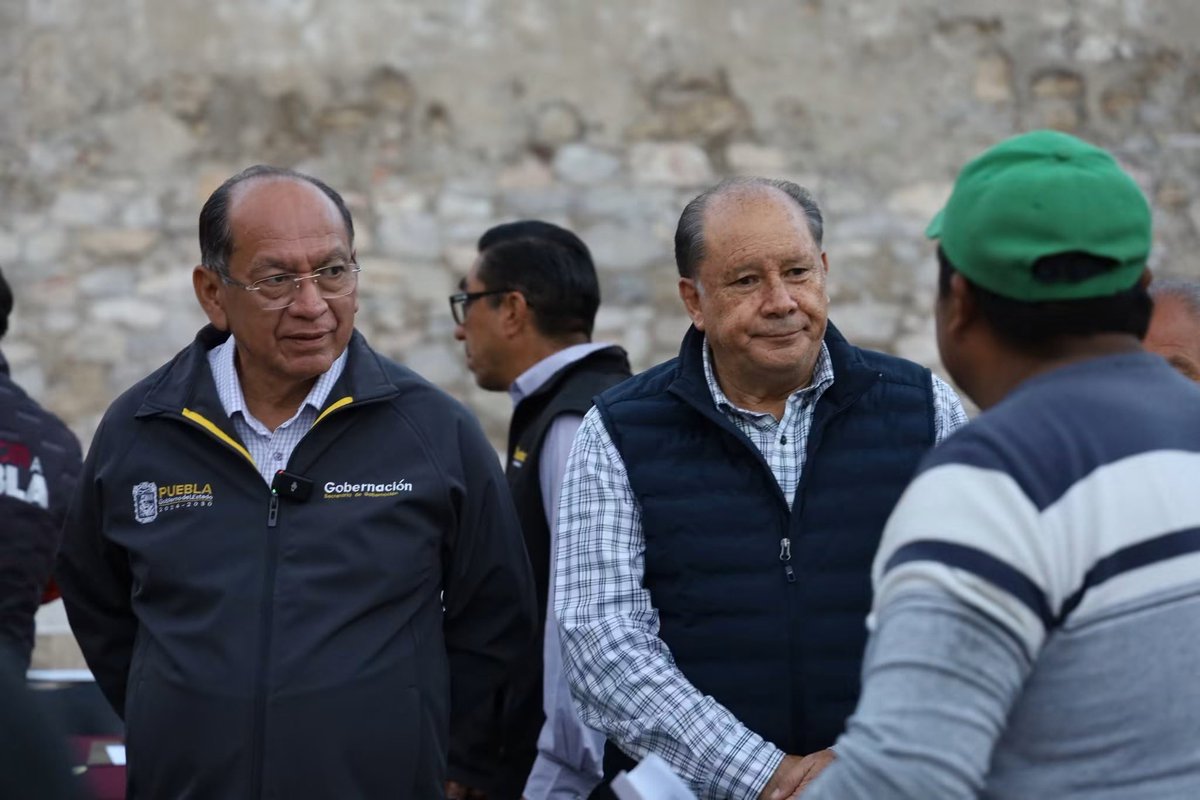 GrajalesTv's tweet photo. El edil de #Tepeaca no había recibido el visto bueno para la reelección, pero tampoco una negativa, por lo que al menos hasta antes de la explosión de pipas de gas LP dentro de su demarcación, tenía ciertas posibilidades de competir por un segundo periodo municipal. https://t.co/av0eWTsaIa