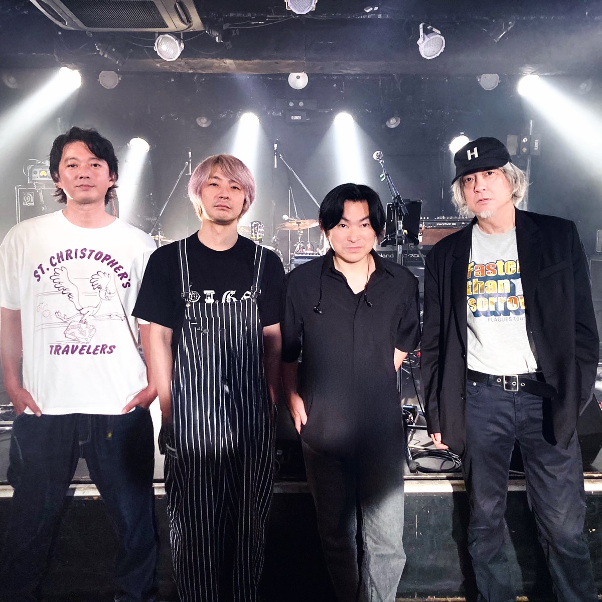 fknmmtak's tweet photo. プレイグス 新譜「悲しみより速く」を提げてのツアー「Faster than sorrow」6公演が終わりました！各地で最高のお客さんに恵まれて素晴らしい盛り上がりでここまで終えることができました。本当にどうもありがとう！

堀江くんは昨日の名古屋が最終日。今回のツアーはいつも以上に堀江博久ここにあり！という最高の演奏でした。

残すところ横浜でのファイナルのみとなりました！
最後までしっかり駆け抜けます！

■2026年7月4日（土）＠神奈川・F.A.D YOKOHAMA
[open/start] 17:30/18:00
[info.] F.A.D YOKOHAMA　045-663-3842
[charge] 前売￥6,500／当日￥7,000（税込・D別）