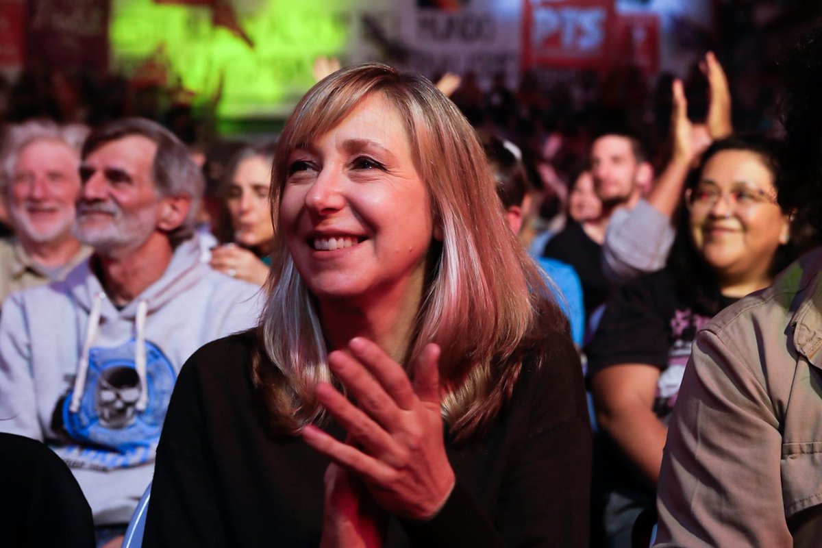 RiveraCanga's tweet photo. Día 54 prediciendo que Myriam Bregman va a ser nuestra presidenta ✊🔥 https://t.co/iOXRaolOfP