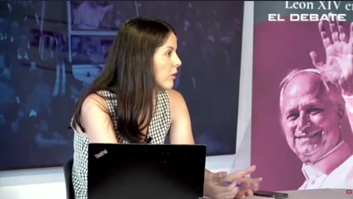 elatipicoficial's tweet photo. © @eldebate_com, mesa especial de análisis #ADebate dentro de la programación con motivo de la visita de #PapaLeónXIV a #España. https://t.co/Ja6xw3e0R7
