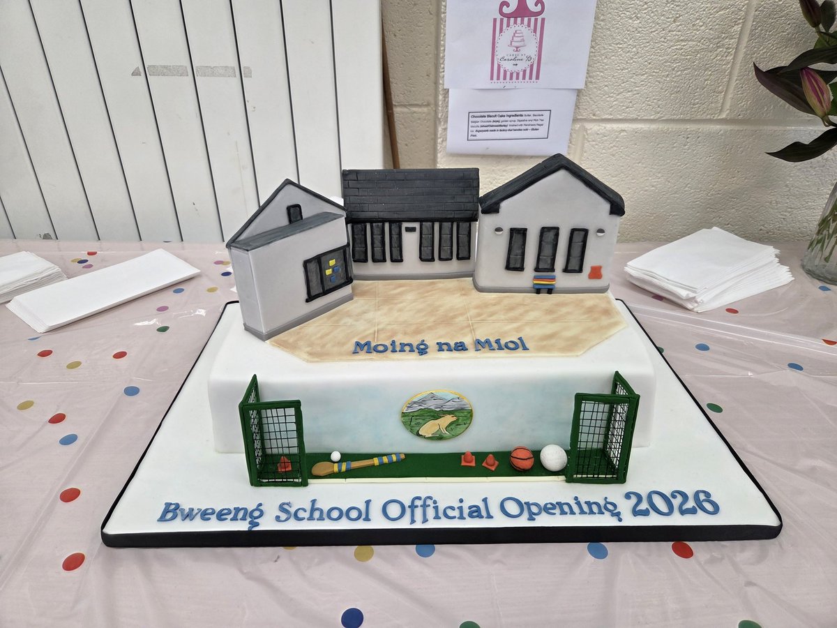 johnpauloshea1's tweet photo. A lovely morning in #Bweeng for the official opening of their new school extension and AstroTurf facility.
Well done to everyone involved.
John Paul https://t.co/fep9giC4SJ