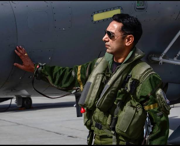 DesiEsco7's tweet photo. Gp capt Ranjeet Singh Sidhu got vir chakra for conducting deep and precision strikes in Pakistan during op sindoor. https://t.co/jT1clKg0ev