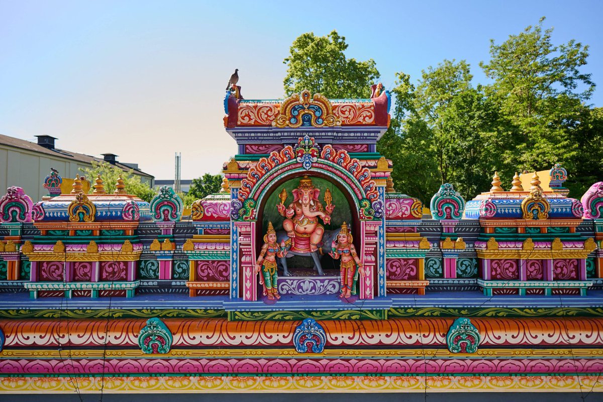beatsinbrief's tweet photo. 📍 Germany inaugurates a 17-metre-tall Hindu temple in Berlin, now the country's largest Hindu temple. https://t.co/tARpgfX7UH