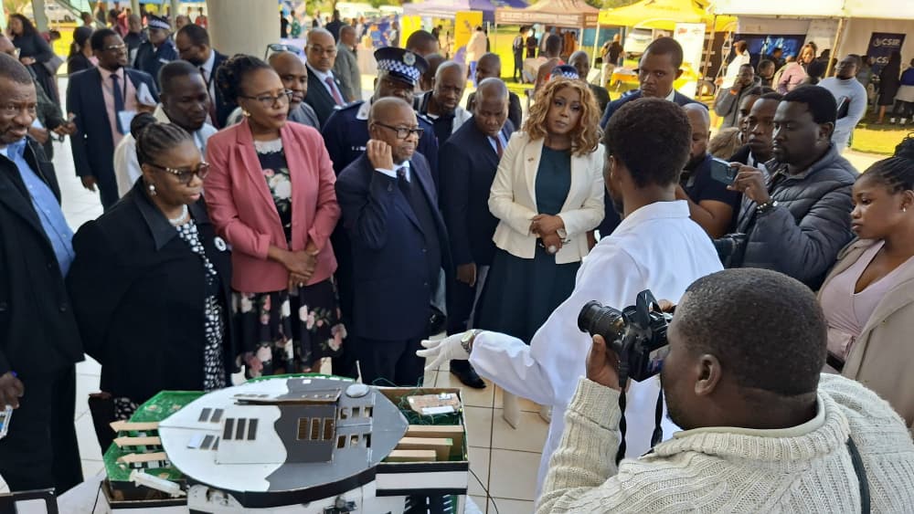 EBISRADIO's tweet photo. Eswatini National Science Month officially launched 🚀
ICT Minister Savannah Maziya, alongside South Africa’s Minister of Science, Technology & Innovation, Prof. Blade Nzimande, led the launch of the 2nd edition at UNESWA Kwaluseni Sports Emporium. #ScienceMonth #EBISNews https://t.co/9WFsqeoWZL