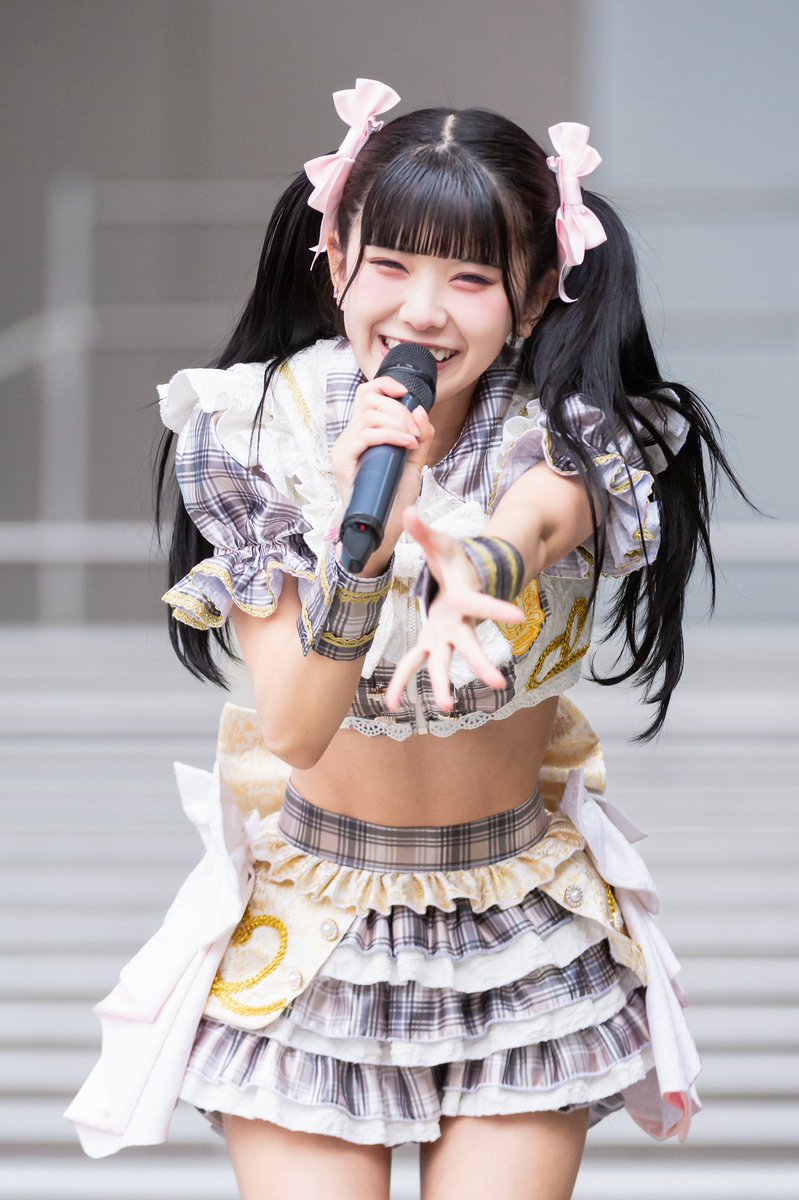 ranaqura_aguri's tweet photo. "アイドル"を諦めない https://t.co/3V150jXsKy