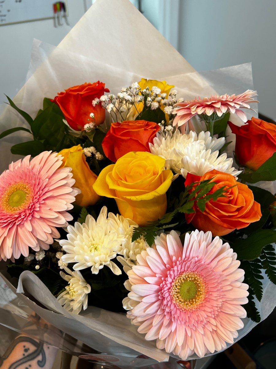 dateHaileyGray's tweet photo. thank you, Y 🤍 you know how to make my monday morning so special, even from afar. https://t.co/dBHO8PUXmp