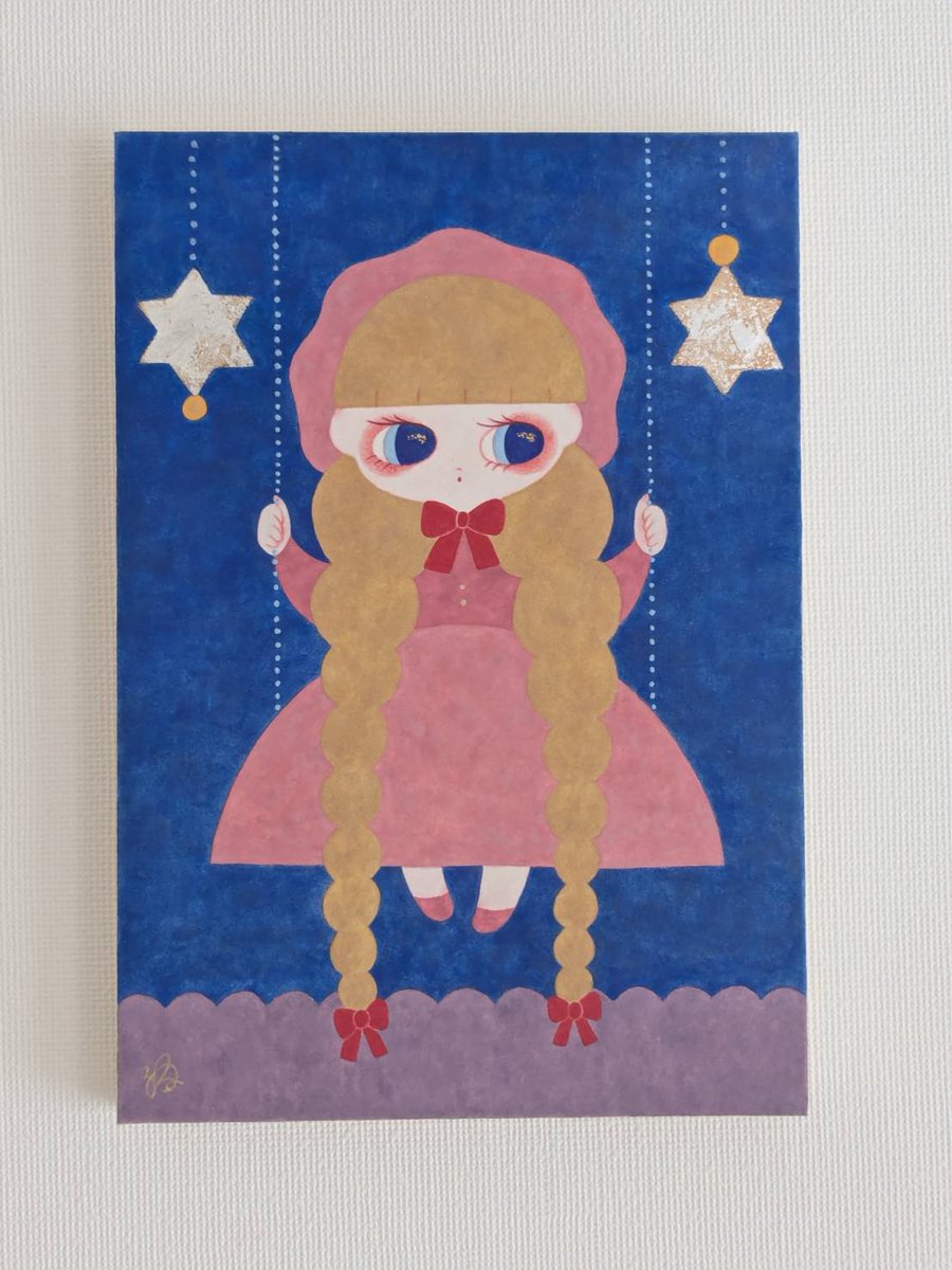 Aya_ka_wamoto's tweet photo. 〈星の中のブランコ〉
お迎えいただきました🌠

作品をお迎えして応援してくださるみなさま、本当にありがとうございます…！

#NEWWAVEGALLERY https://t.co/Cb4C7Qvaay