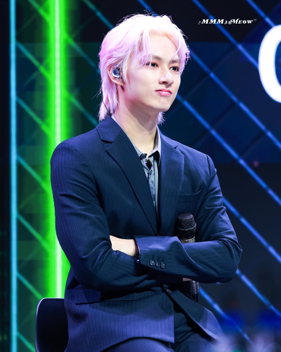 MMM3Meow's tweet photo. 😗😗

20250608

#JUN #준 #ジュン
#문준휘 #文俊辉  #ムンジュンフィ 
#SEVENTEEN https://t.co/WHHMNSVyDo