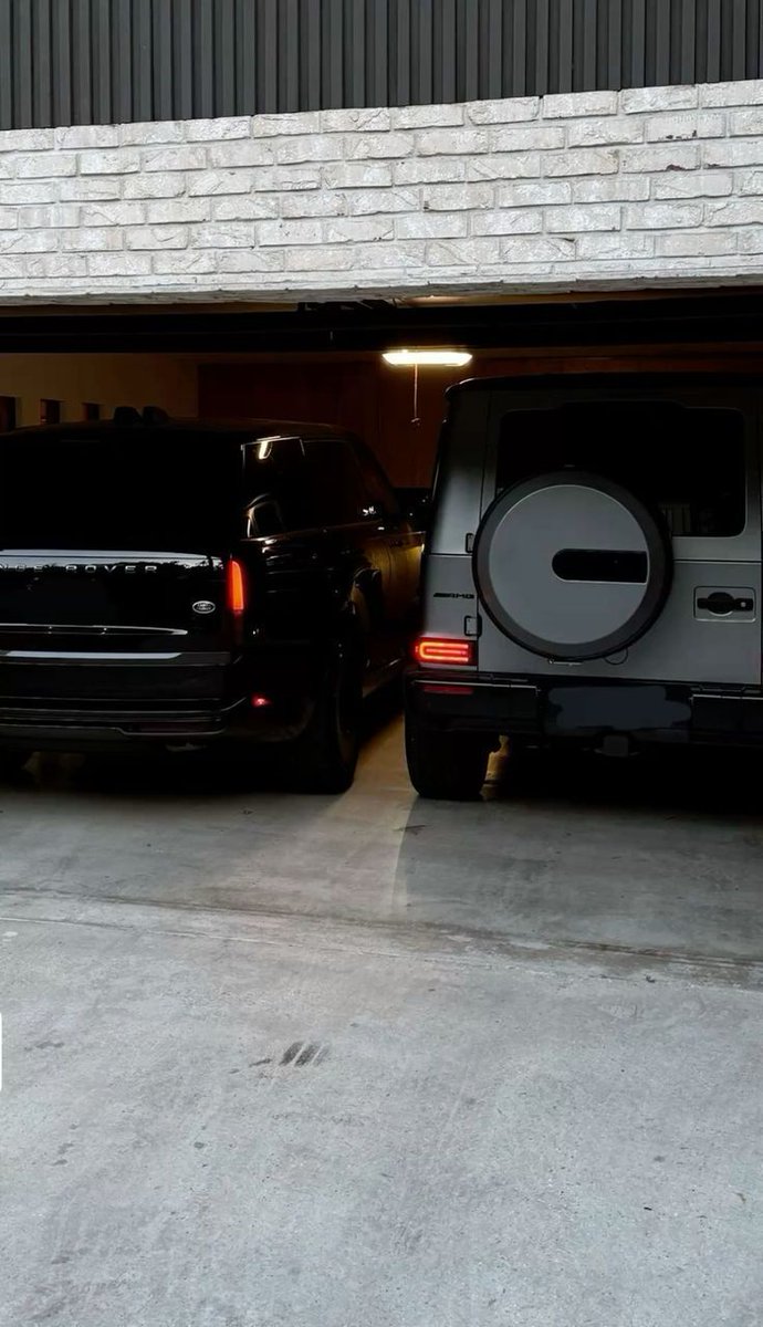 Auto_Porn's tweet photo. his &amp; hers. https://t.co/AYjvxDIY1z