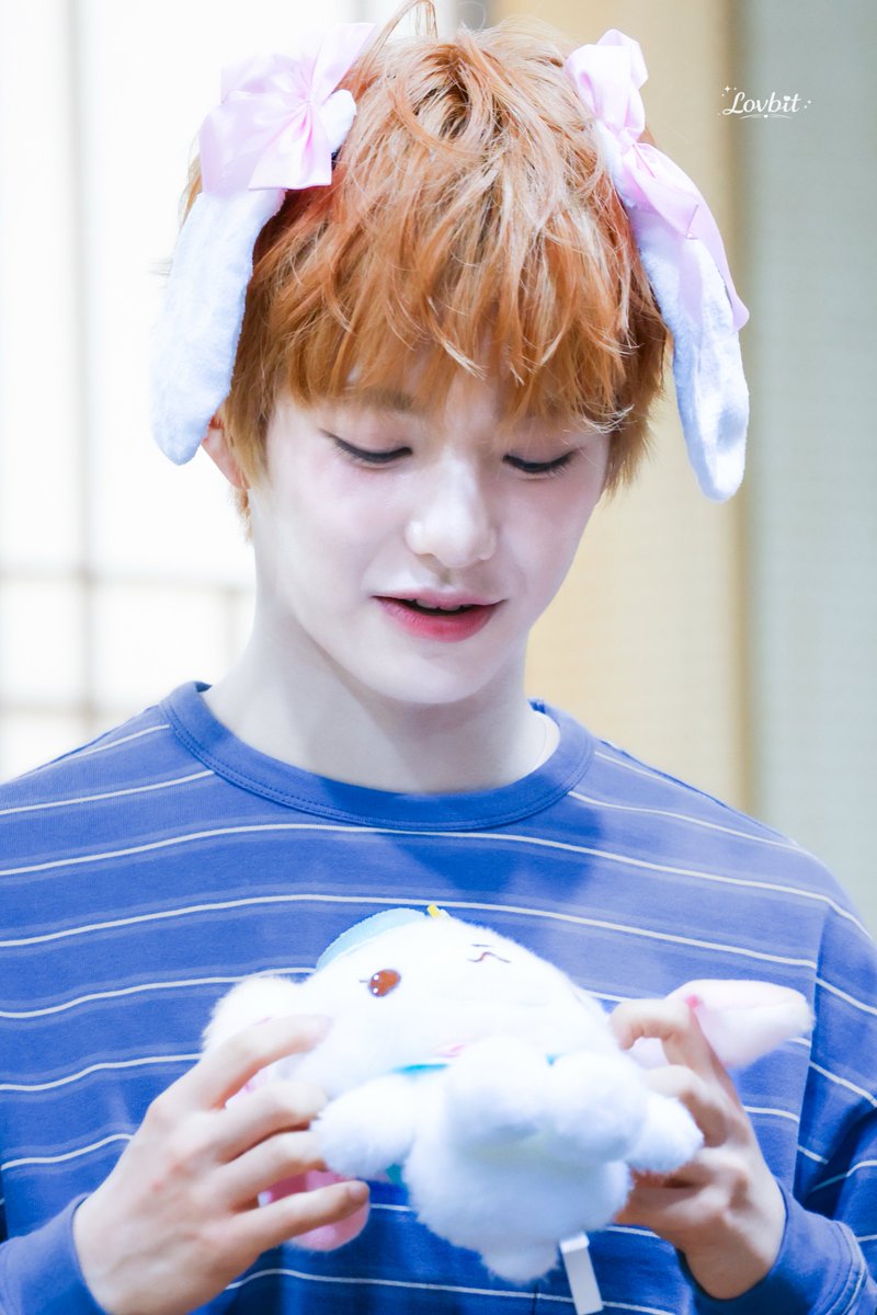 lovbit_16's tweet photo. 260607 

아기 토끼🐰🎀

#유어즈 #YUHZ #세찬 https://t.co/ISpJST6frY