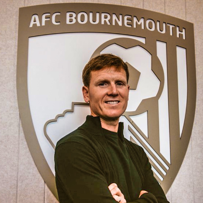 eurofootcom's tweet photo. 🔴⚫️ 𝐎𝐅𝐅𝐈𝐂𝐈𝐀𝐋 | Matt Richie has returned to Bournemouth! He is their new technical director. 🧠 

Ritchie played at Bournemouth for 3 years, making a total of 142 appearances.

He'll help across recruitment, player pathways, squad planning &amp; football strategy. ✅ https://t.co/TnVkWP25rM