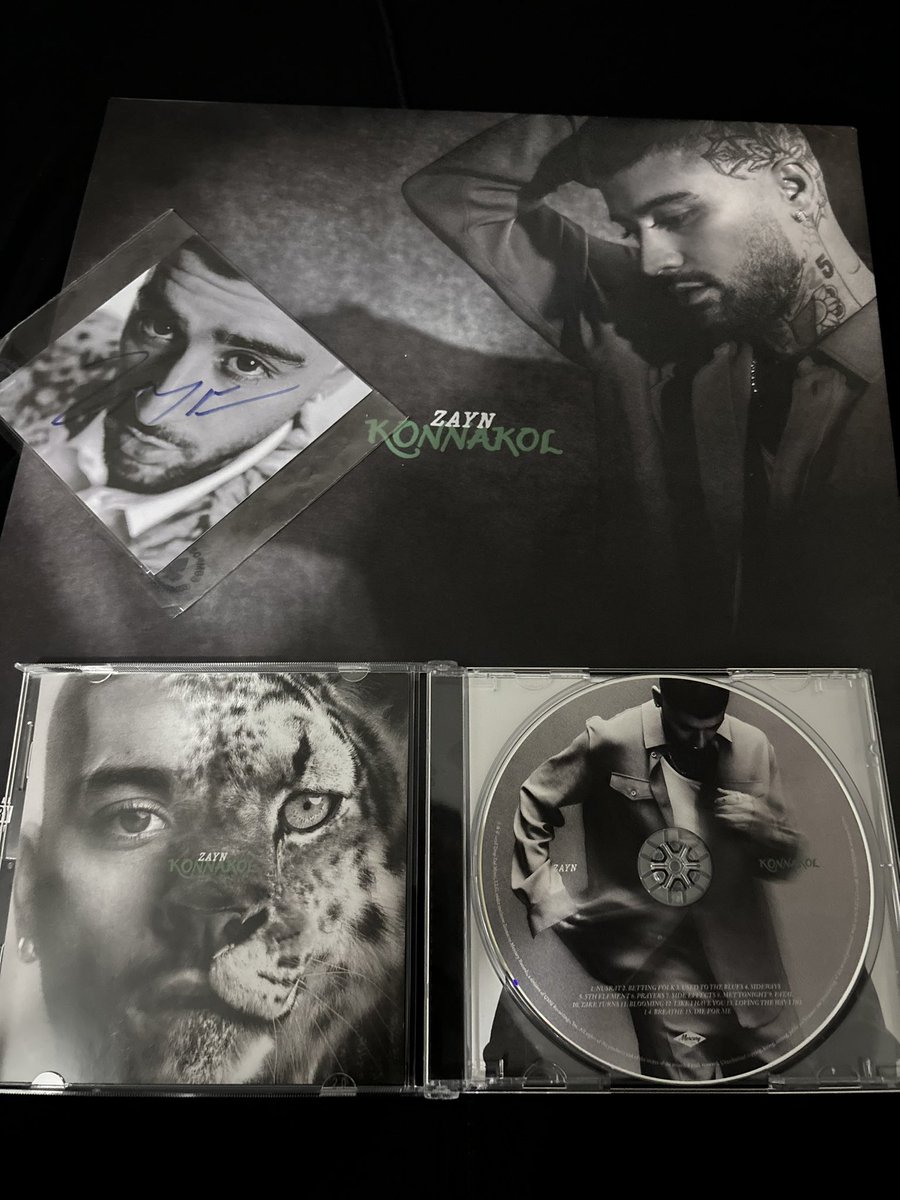 Zeesmagic's tweet photo. I finally got my Konnakol vinyl &amp; CD and I’m actually obsessed it’s so pretty 😭🤍 https://t.co/L1GpKt0UcE