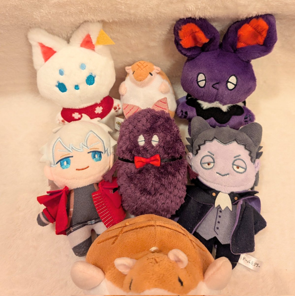 dotmania7238's tweet photo. このタイミングで他ジャンルのお話も！
ルリカラがぬいオフなどの際急に布教し始める『谷ちゃん』ですが、
この度みずきさん(@miuzukin)のご厚意で我が家にもはるばる来てくださいました💜✨
早速我が家のぬいさん達に囲まれてます！とんでもなくカワイイです！
素敵な御縁をありがとうございます😍 https://t.co/0o8LQOiZNu
