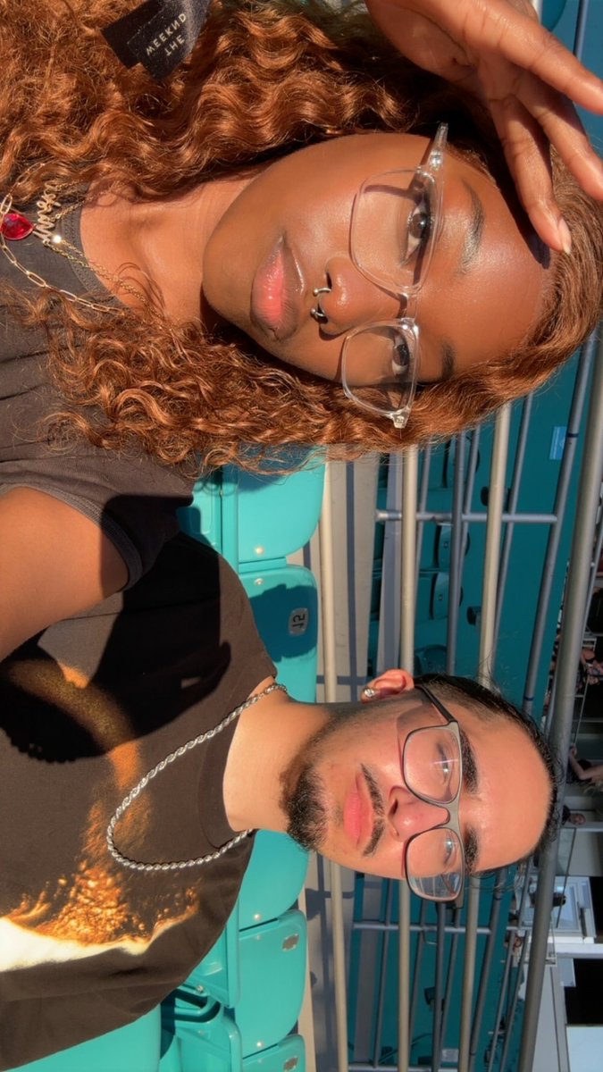 zzillababy's tweet photo. to my day one, my right hand 🩷 https://t.co/cA3YYzAxzl