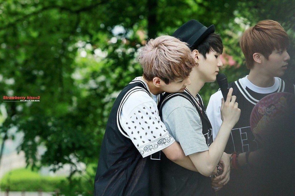 BTS_Daegus's tweet photo. 첫사랑맞긴함.. https://t.co/WcoBSxxZdo