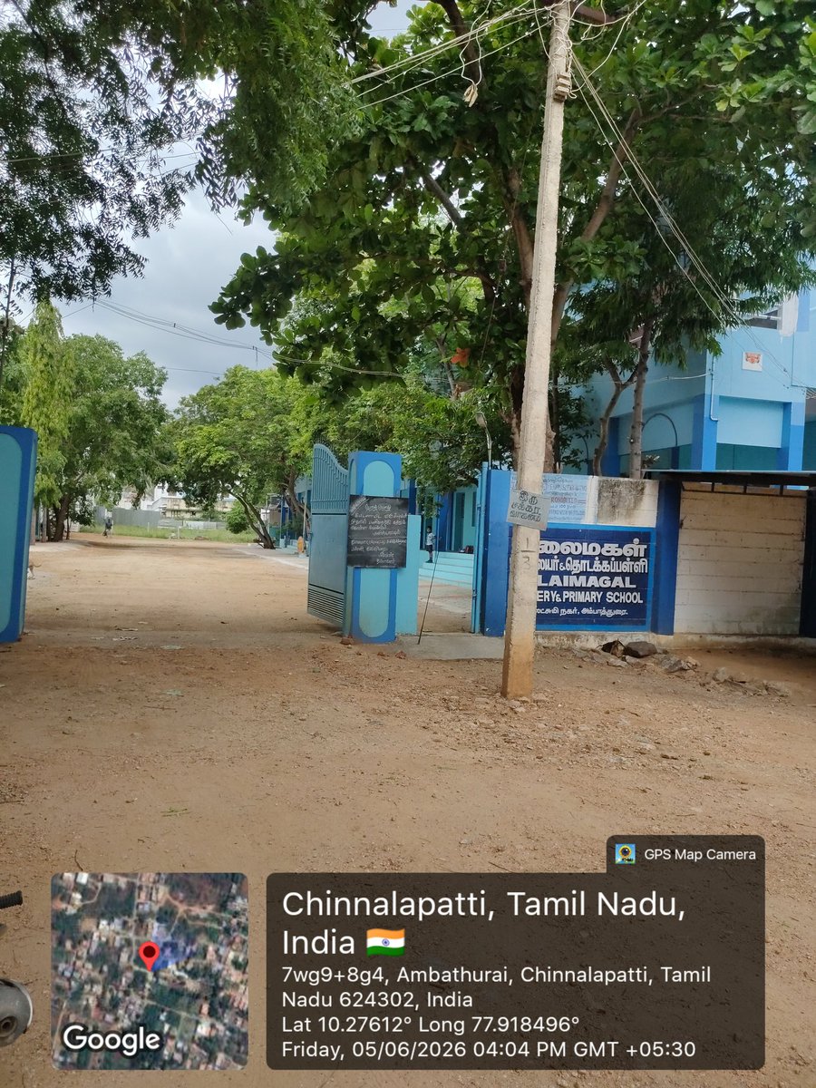 logutvk007's tweet photo. @VigneshTvkCbe திண்டுக்கல், அம்பாத்துரை ஊராட்சி #மீனாட்சிநகர்-ல் குப்பை வண்டி வராததால் சாலையோரம் குப்பை எரிக்கப்படுகிறது! பின்புறமுள்ள நர்சரி பள்ளி குழந்தைகள் புகை மாசால் அவதி! குழந்தைகளின் நலன் காக்க அரசு உடனே நடவடிக்கை எடுக்க வேண்டும்!

​@collectoratedgl @CMOTamilnadu  @VigneshTvkCbe https://t.co/kESx9VImux
