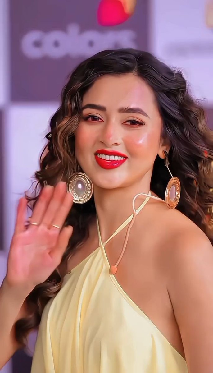 Mithu6353's tweet photo. 💫 Pretty ♡︎💜🌻•
.
.
.
.
.
#tejasswipraksh #tejatroops 
@itsmetejasswi https://t.co/k0fi1ydtUF