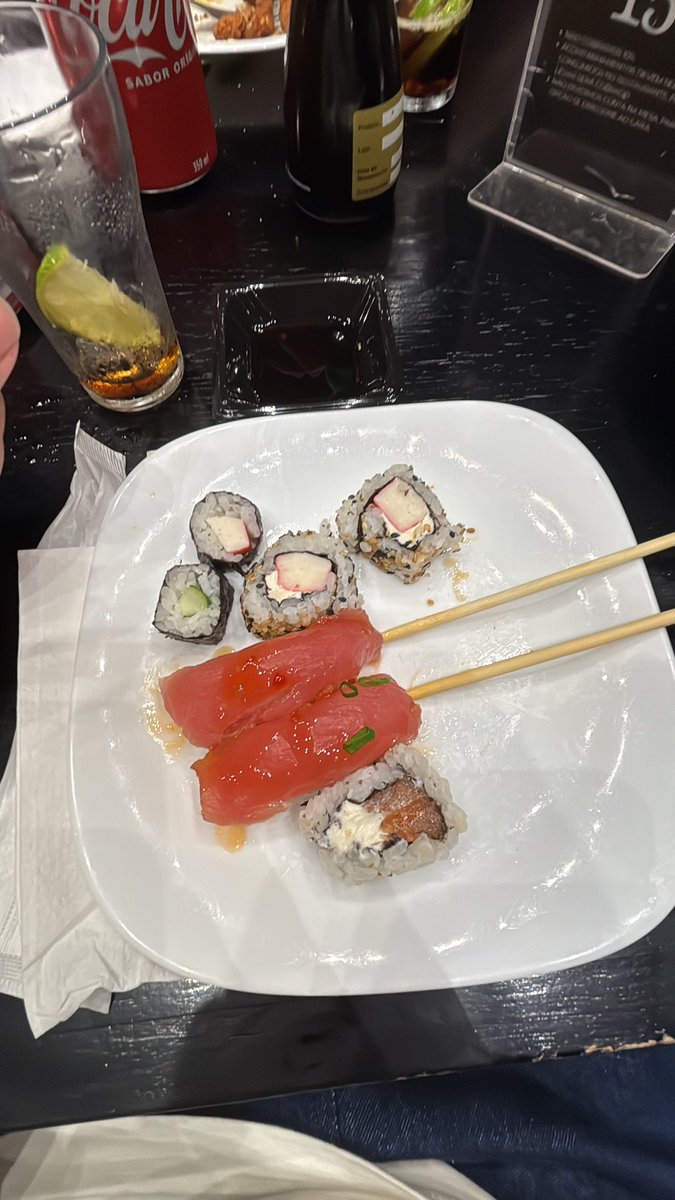 lrttz_'s tweet photo. japones de ontem https://t.co/NZ3CHxzaTt