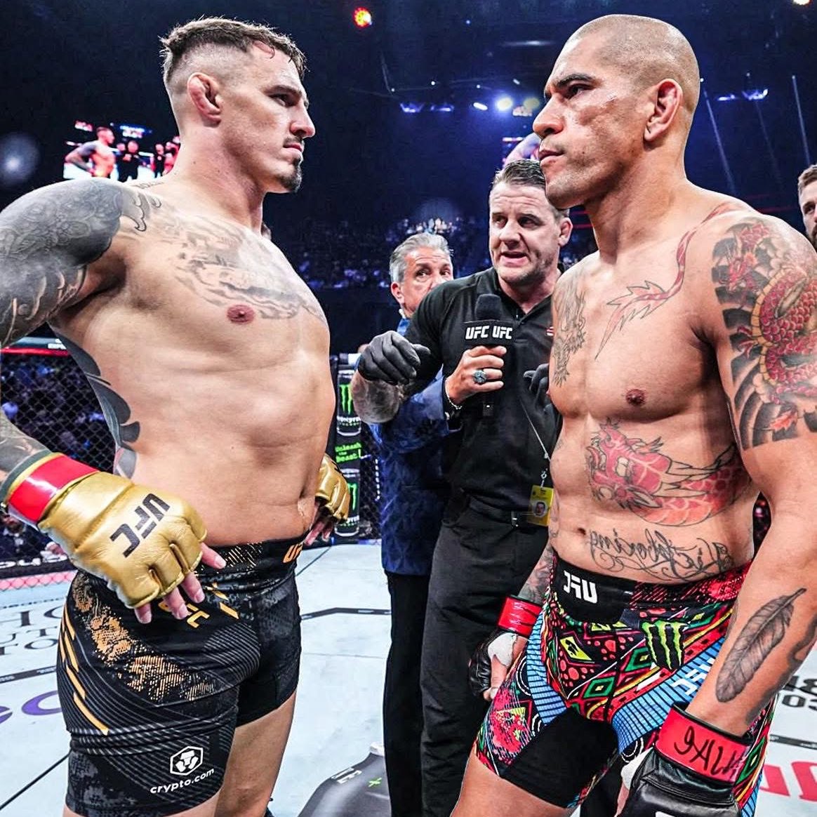 ChampRDS's tweet photo. 🚨 Dana White says the original plan was for Tom Aspinall to fight Alex Pereira at the White House if Tom was healthy

(via @ufcontnt) https://t.co/WF7ZY35Wqc