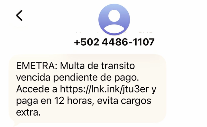 CanalAntigua's tweet photo. 🚨📱 La Municipalidad de Guatemala alertó sobre el envío de mensajes engañosos que podrían utilizarse para estafar o incluso extorsionar a los ciudadanos. Las autoridades recomiendan no ingresar a los enlaces incluidos en estos mensajes, ya que se trata de sitios maliciosos creados con fines fraudulentos.

Además, aclararon que la Policía Municipal de Tránsito (PMT) y EMETRA no realizan este tipo de notificaciones mediante enlaces o mensajes sospechosos.

Las Autoridades de tránsito indicaron que ya se han identificado varios números telefónicos vinculados a estas irregularidades e insta a la población a mantenerse alerta y denunciar cualquier intento de fraude.

#AlertaGT #EMETRA #SeguridadDigital