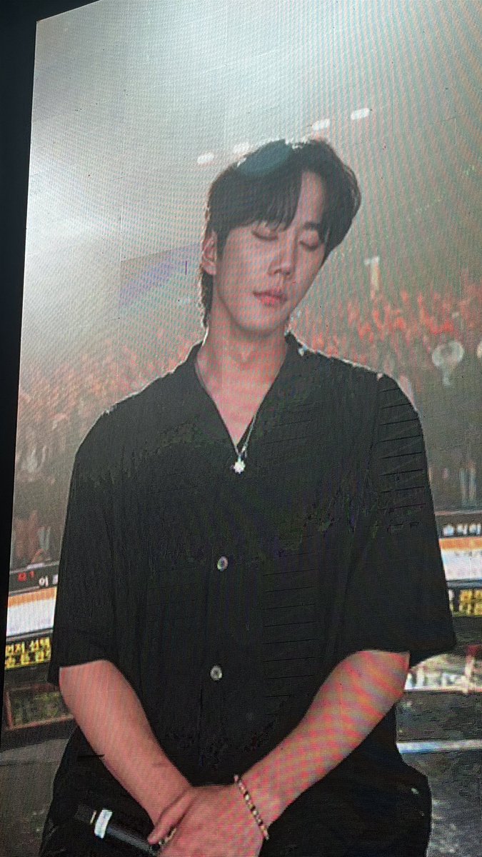 명수 tweet media