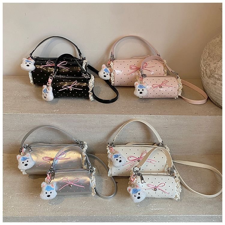 webearbead_s's tweet photo. [PRE-ORDER 🇨🇳 OPEN]

♡ Bow Coquette Slingbag ♡

— webearbeads ★
📅 Close: 10 Juni
💰 Small Rp74.000 / Large Rp76.500 (bersih ch)
🚢 Sea Cargo
❌️ tax (16k-20k), packing, adm shopee
📦 ETA: 5-8 weeks

🛒 ORDER DM / WA https://t.co/gxUvYXtOSr

t. jastip ch jp kr go ina https://t.co/NtHjewYJ7B