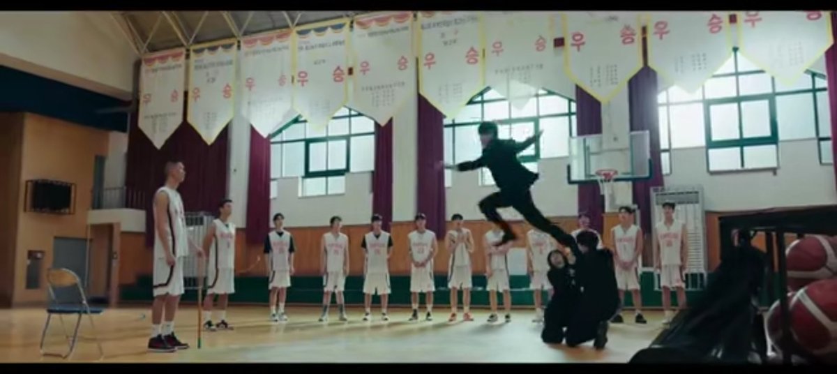 iamraybaba_'s tweet photo. Perfect entry.         Perfect ending 

Kdrama

#TYAL https://t.co/u8C7WksYG1