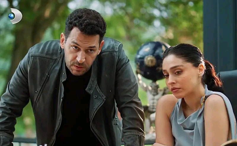 ElleniFounta's tweet photo. #GüllerVeGünahlar #MuratYıldırım #CemreBaysel #ZeySer https://t.co/Qwps9SfL0m