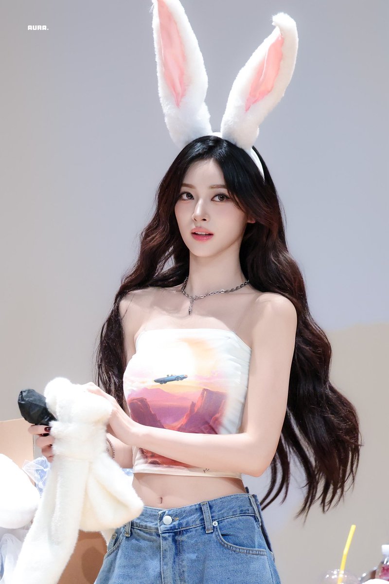 Secretx7zn's tweet photo. 안나. 여자의 악마 후보1
#ANNA #MEOVV #미야오 #안나 https://t.co/lzXuTxMwA2