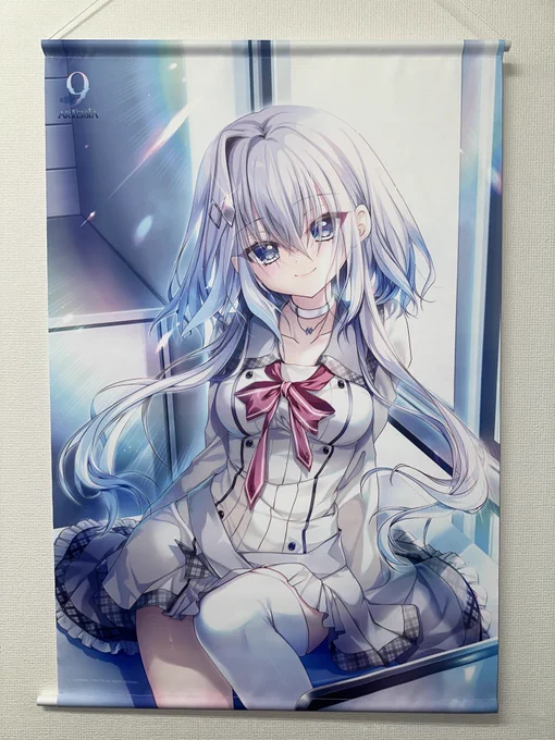 \サンプル品 到 着 / 2026年6月26日(金)発売 『as:9-nine- ARTEISIA』 各店舗の有償特典タペストリーがついに届きました!! 3店舗とも今作のヒロイン如月結那ちゃんの 制服やナインボール衣装、パジャマなどの 可愛らしい描き下ろしイラストとなっております!! ぜひご予約ください!!