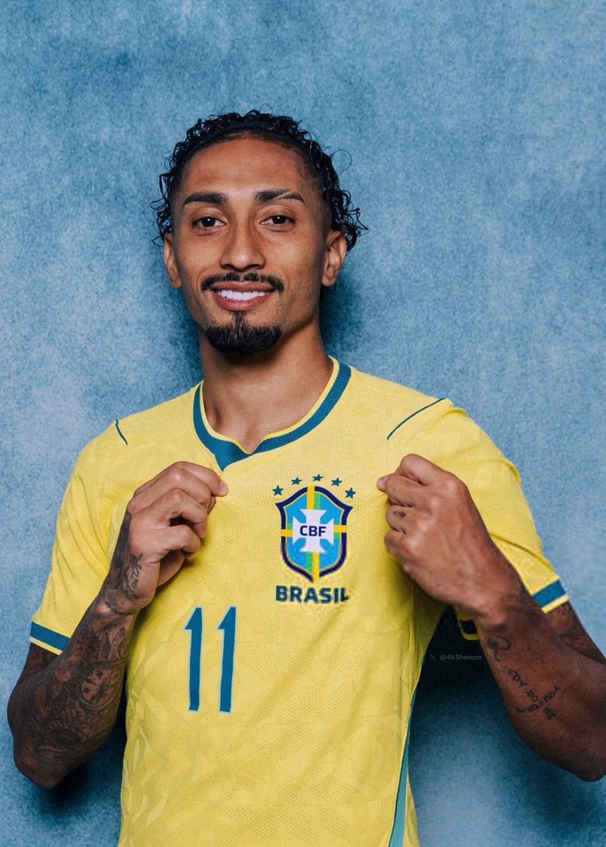 EliLeezayy's tweet photo. Raphinha’s glow up from the 2022 World Cup until now has been amazing. It feels like he’s grown from a boy into a man. https://t.co/DiV9JwScnu