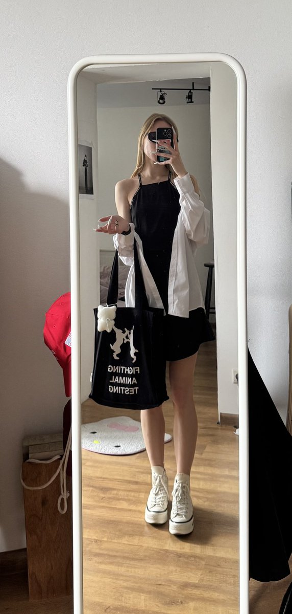 swagaplus's tweet photo. Наконец-то жарища в городе https://t.co/UQhKG6JHYT