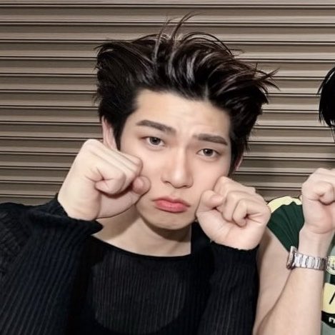 thatbokbakz's tweet photo. เฮีย เฮีย                                                 ฮือ ฮือ https://t.co/nm1qD1PKPh
