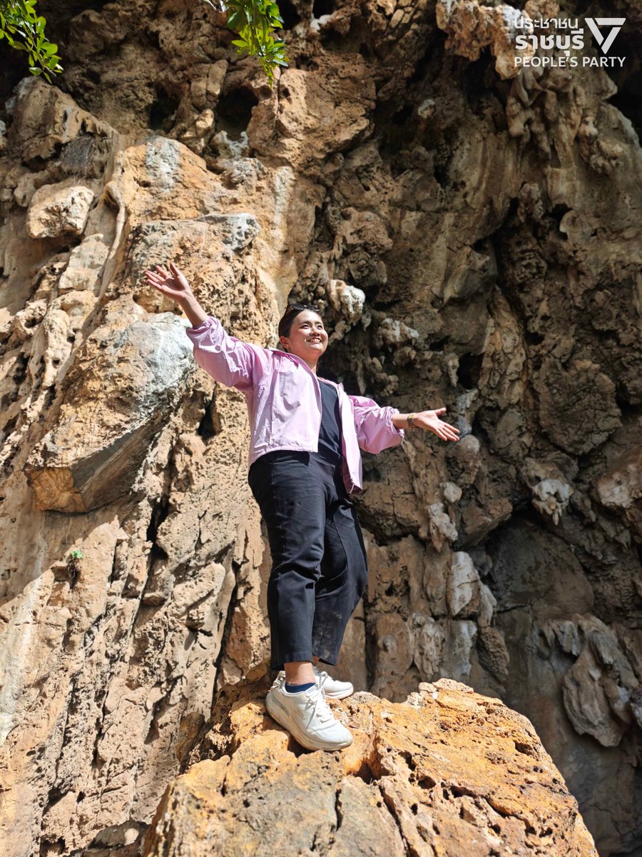 Progressive_RB's tweet photo. แล้วมา��ดินทางไปด้วยกันค่ะ!
#พรรคประชาชน #ประชาชนราชบุรี #เขาแร้ง #ชมรมปีนเขาราชบุรี #ท่องเที่ยวราชบุรี #ราชบุรีมีเขา #ราชบุรีไม่ได้มีดีแค่โอ่ง 5/6 https://t.co/Cea1Jk4voS